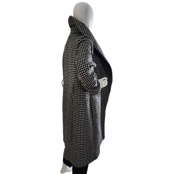 Ann Taylor  - Picture 12 of 15